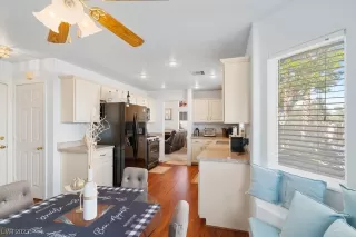 Photo #5: 2489789 Listing 