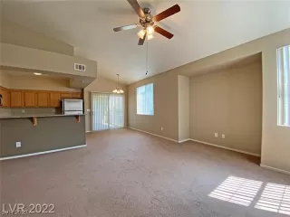 Photo #2: 2489790 Listing 