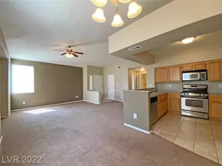 Photo #4: 2489790 Listing 