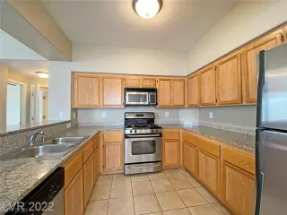 Photo #5: 2489790 Listing 