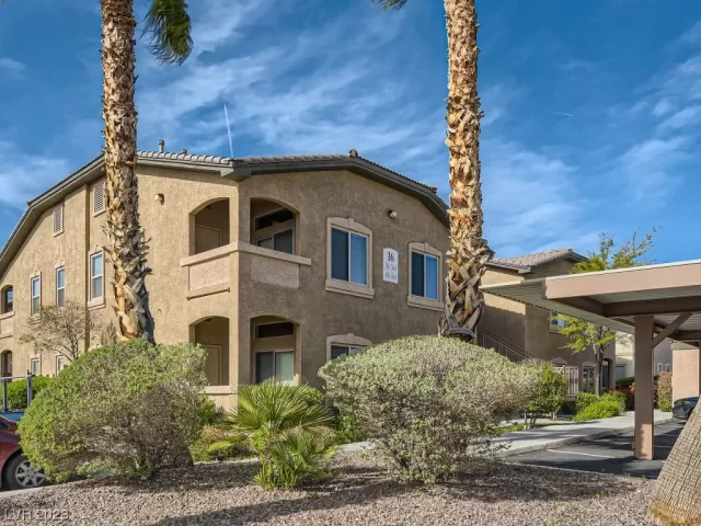 MLS: 2489795 Condo For Sale