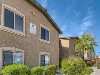 Photo #1: 2489795 Listing