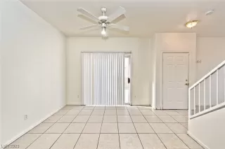 Photo #2: 2489824 Listing 