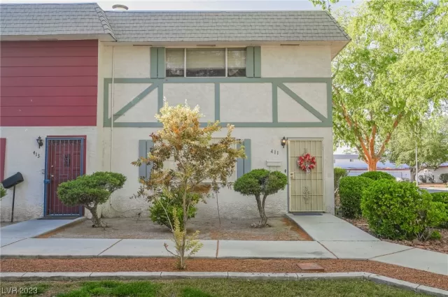 MLS: 2489829 Condo For Sale