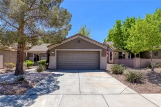 Photo #3: 2489877 Listing