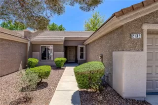 Photo #4: 2489877 Listing