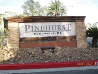 Photo #4: 2489890 Listing 