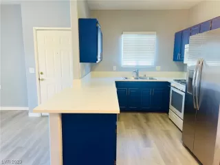 Photo #2: 2489895 Listing