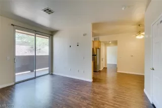 Photo #5: 2489974 Listing 