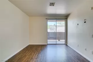 Photo #6: 2489974 Listing 