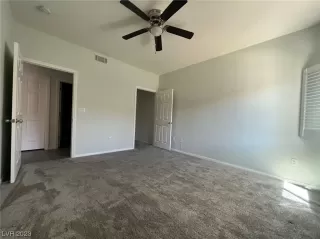 Photo #6: 2490029 Listing 