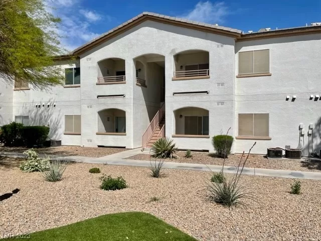 MLS: 2490085 Condo For Sale