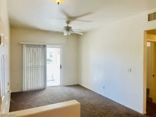 Photo #1: 2490085 Listing