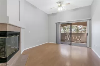 Photo #3: 2490091 Listing