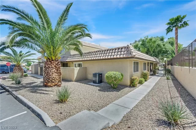 MLS: 2490130 Condo For Sale