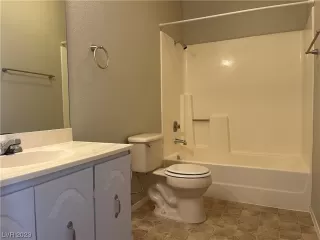 Photo #5: 2490144 Listing 