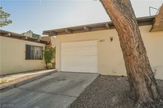 Photo #3: 2490160 Listing