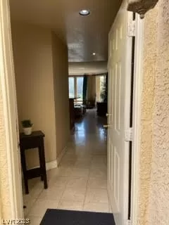 Photo #2: 2490162 Listing