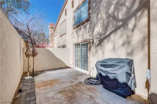 Photo #4: 2490173 Listing 