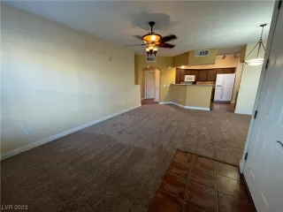 Photo #4: 2490192 Listing 