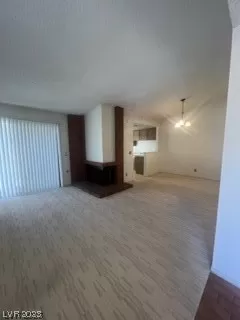 Photo #3: 2490230 Listing 