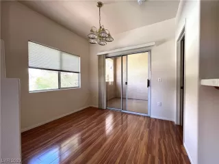 Photo #5: 2490244 Listing 