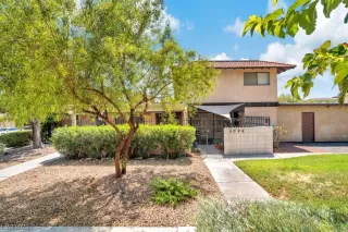 Photo #2: 2490273 Listing