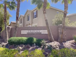 Photo #2: 2490319 Listing 