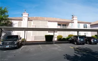 Photo #1: 2490323 Listing 