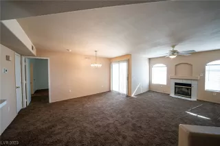 Photo #2: 2490323 Listing 