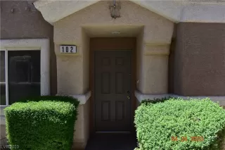 Photo #5: 2490347 Listing