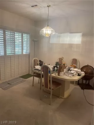 Photo #5: 2490366 Listing