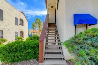 Photo #3: 2490368 Listing 