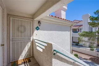 Photo #1: 2490374 Listing