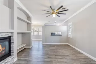 Photo #3: 2490376 Listing