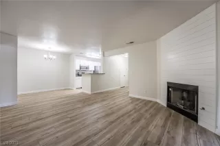 Photo #6: 2490382 Listing 