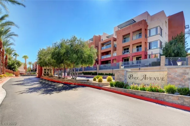 MLS: 2490391 Condo For Sale