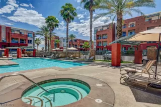 Photo #1: 2490391 Listing 