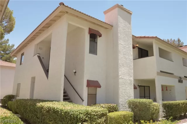 MLS: 2490409 Condo For Sale