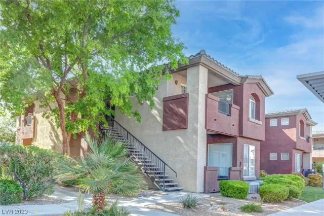 MLS: 2490443 Condo For Sale