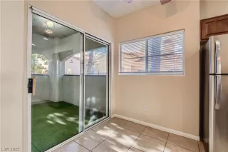 Photo #6: 2490448 Listing 