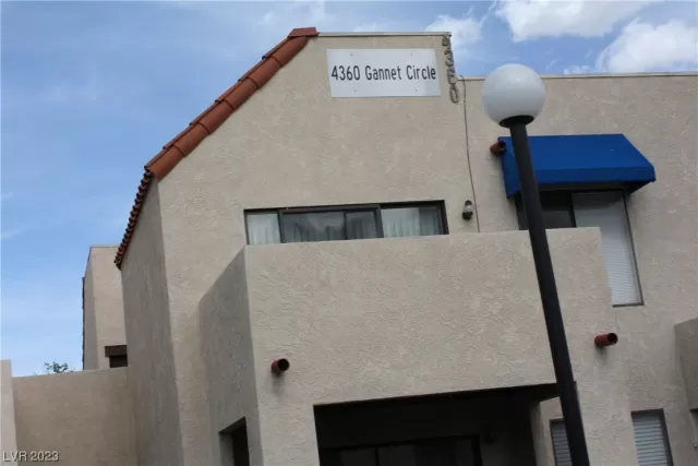 MLS: 2490449 Condo For Sale