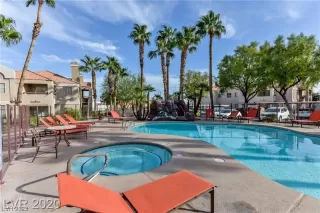 Photo #1: 2490450 Listing 