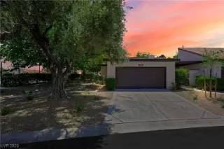 Photo #1: 2490454 Listing