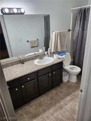 Photo #1: 2490488 Listing 