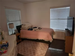 Photo #3: 2490488 Listing 