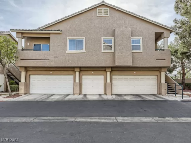 MLS: 2490537 Condo For Sale