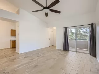 Photo #4: 2490537 Listing 