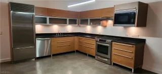 Photo #4: 2490586 Listing