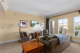 Photo #2: 2490676 Listing 